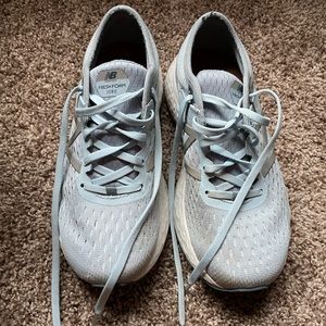 NewBalance wide running shoes